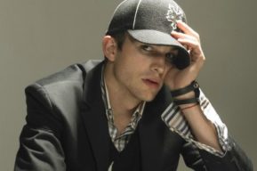 Biografia, Ashton Kutcher