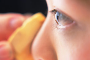 Maquillaje y crema base para el verano