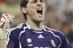Iker Casillas en el último spot de fin de año