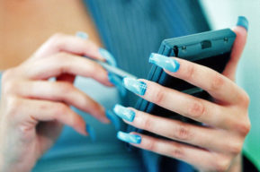Uñas postizas para un look atrevido