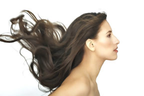 Consejos para peinar el cabello largo