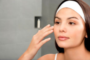 El maquillaje Peggy Sage para un verano exclusivo