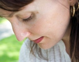 Infelicidad de las mujeres comienza a los 40
