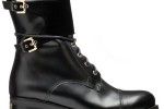 botas negras con dos hebillas