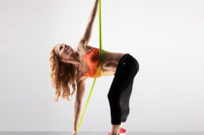 Ejercicios de flexibilidad con el Jukari Fit to Flex