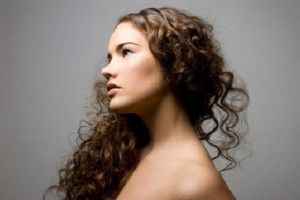 Consejos para cuidar tu cabello rizado