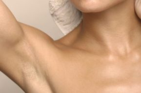 ¿Es posibles blanquear las axilas y el cuello naturalmente?