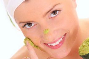 Productos cosméticos naturales a base de mascarillas de frutas