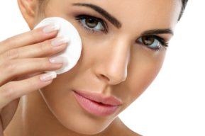 Consejos para retirar el maquillaje waterproof