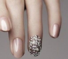 Manicura mujer