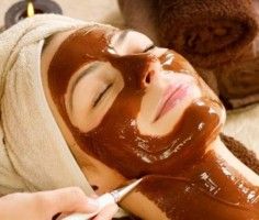 Mujer con mascarilla