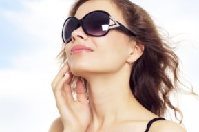 Consejos para elegir unas bonitas gafas de sol de mujer