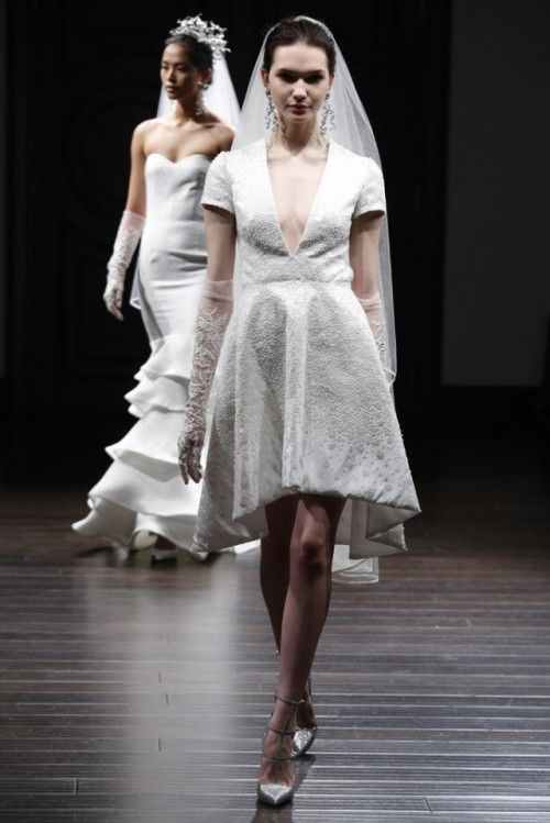vestido novia corto Naeem Khan