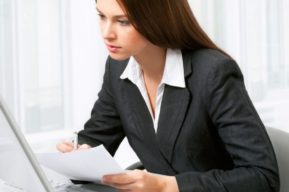 Algunas reglas importantes para tener un bonito look en la oficina