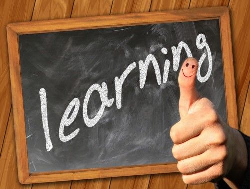 Cómo ayudar a los niños en la realización de las tareas escolares