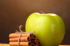 Estimular el metabolismo a base de manzana y canela