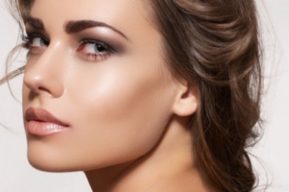 Tendencias de maquillaje de primavera-verano