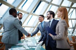 ¿Estancada en tu trabajo? 5 tips para salir de tu zona de confort