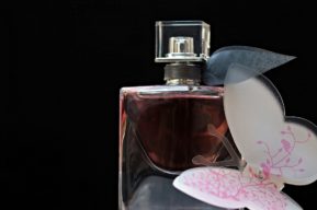 ¿Por qué nos equivocamos al regalar un perfume?