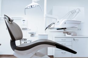 Seis razones para ir al dentista cada año