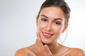 Los 8 secretos mejor guardados para un maquillaje nude