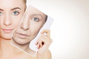Cómo usar una crema antiedad